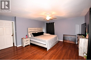 404 Hummingbird Avenue - Photo 14