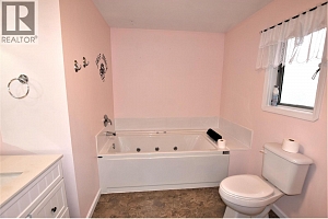 404 Hummingbird Avenue - Photo 21