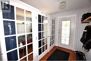 404 Hummingbird Avenue - Photo 4