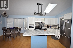 404 Hummingbird Avenue - Photo 8