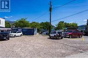 5860 Beach Avenue - Photo 6