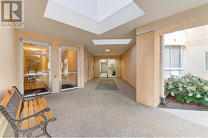 709 Houghton Road Unit# 315 - Photo 6