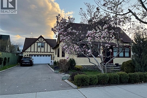 1912 Abbott Street - Photo 2