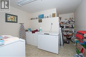 9292 Kokanee Road - Photo 37