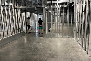 1837 Shuswap Avenue - Photo 16