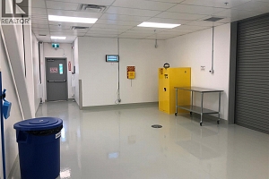 1837 Shuswap Avenue - Photo 7