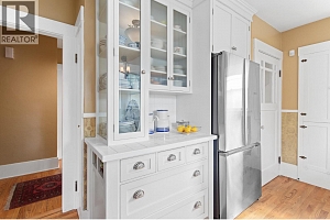 1812 Marshall Street - Photo 19