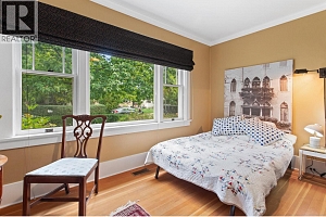 1812 Marshall Street - Photo 20
