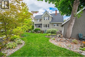 1812 Marshall Street - Photo 3
