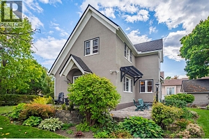 1812 Marshall Street - Photo 4