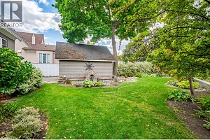 1812 Marshall Street - Photo 9