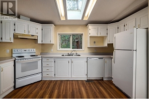 6439 Farmers Drive - Photo 4