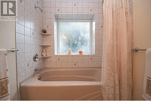 7706 Giles Drive - Photo 24