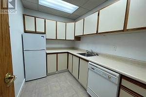 247 Lawrence Avenue - Photo 13