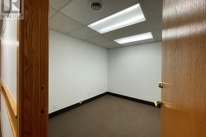 247 Lawrence Avenue - Photo 15