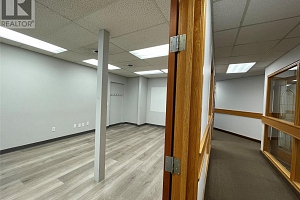 247 Lawrence Avenue - Photo 17