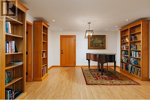 8100, 8104 Silver Star Road - Photo 61