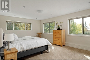 8100, 8104 Silver Star Road - Photo 82