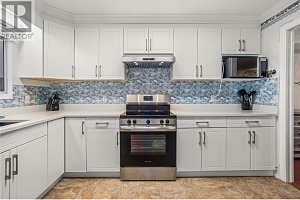 1730 Simpson Court - Photo 10