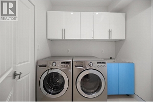 1737 Scott Crescent - Photo 34