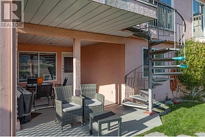 573 Spruceview Place N - Photo 31