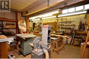 8525 Silver Star Road - Photo 30