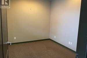 3202 32 Avenue - Photo 10