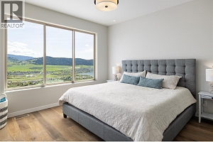 595 Vineyard Way N Unit# 9 - Photo 17