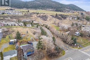 7740 Okanagan Landing Road - Photo 4