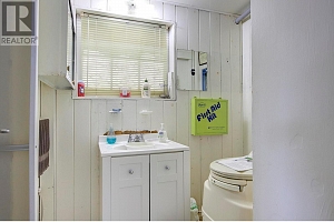 3602 Mabel Lake Road Unit# 5 - Photo 24