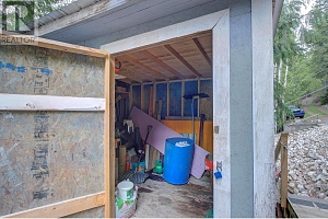 3602 Mabel Lake Road Unit# 5 - Photo 32