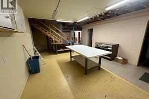 2811 44 Avenue - Photo 17