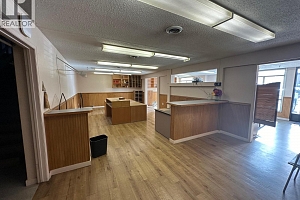 2811 44 Avenue - Photo 8