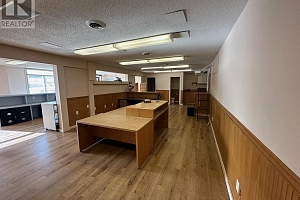 2811 44 Avenue - Photo 9