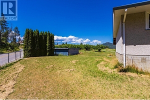 11524 Bond Road - Photo 24