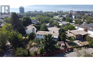 766 Coopland Crescent - Photo 13