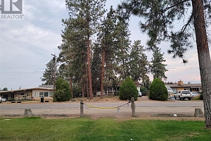 240 Pemberton Road - Photo 2