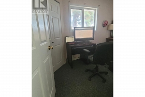 240 Pemberton Road - Photo 20