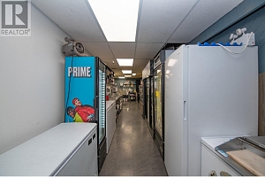 2133 Shuswap Avenue - Photo 14