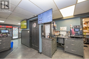 2133 Shuswap Avenue - Photo 15