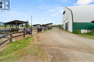 3830 Casorso Road - Photo 25