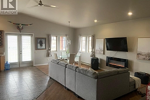 3830 Casorso Road - Photo 32