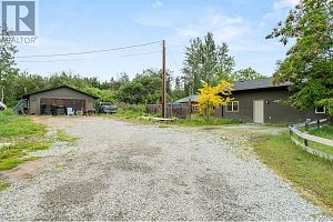 3830 Casorso Road - Photo 52