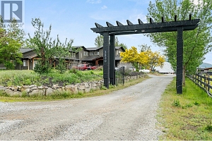 3830 Casorso Road - Photo 7