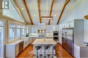 3672 Luxmoore Road - Photo 10