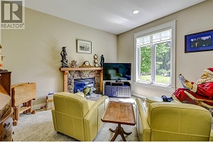 3672 Luxmoore Road - Photo 21