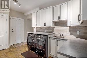 3672 Luxmoore Road - Photo 29