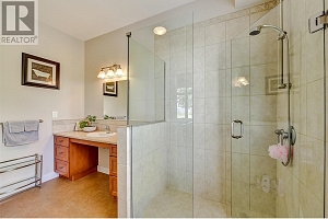 3672 Luxmoore Road - Photo 30