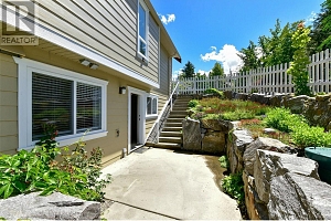 3672 Luxmoore Road - Photo 33