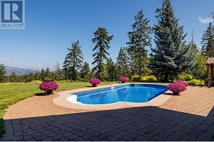 3672 Luxmoore Road - Photo 4